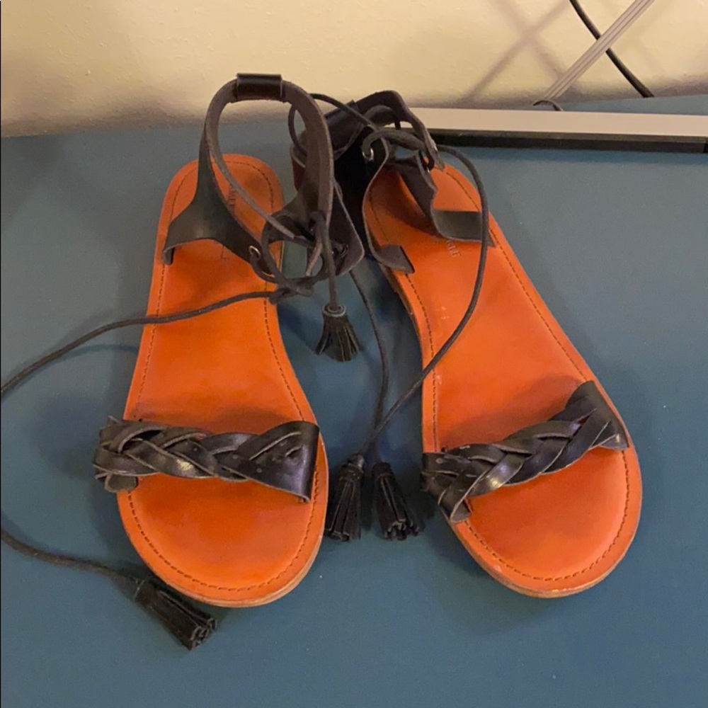 American eagle sandals